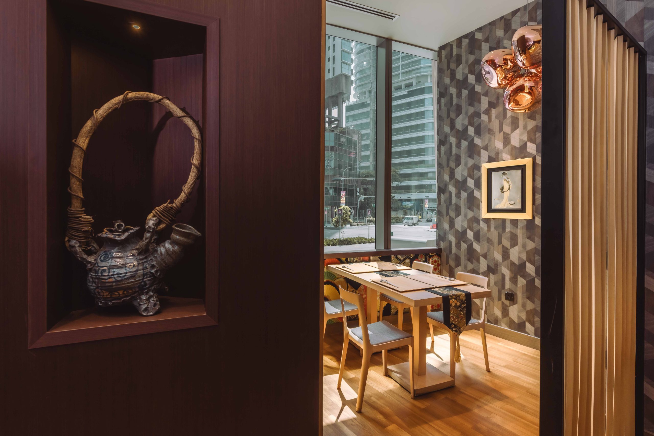 INTERIOR hachi vip section iii